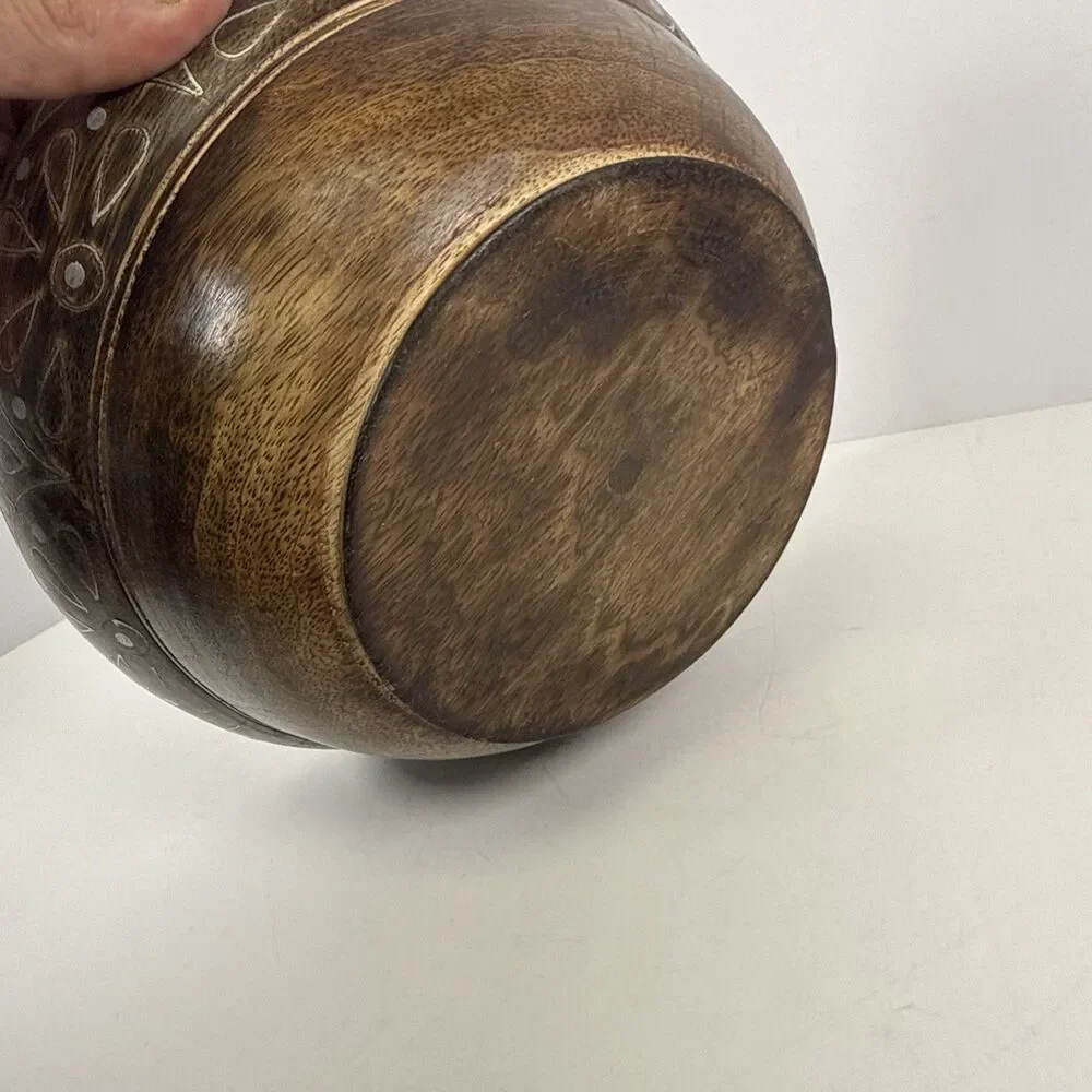 7.5” Folk Art Hand Carved Wooden Bowl - Jamaica 🇯🇲